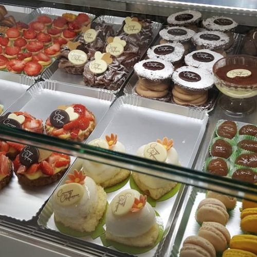 prodotti pasticceria al banco